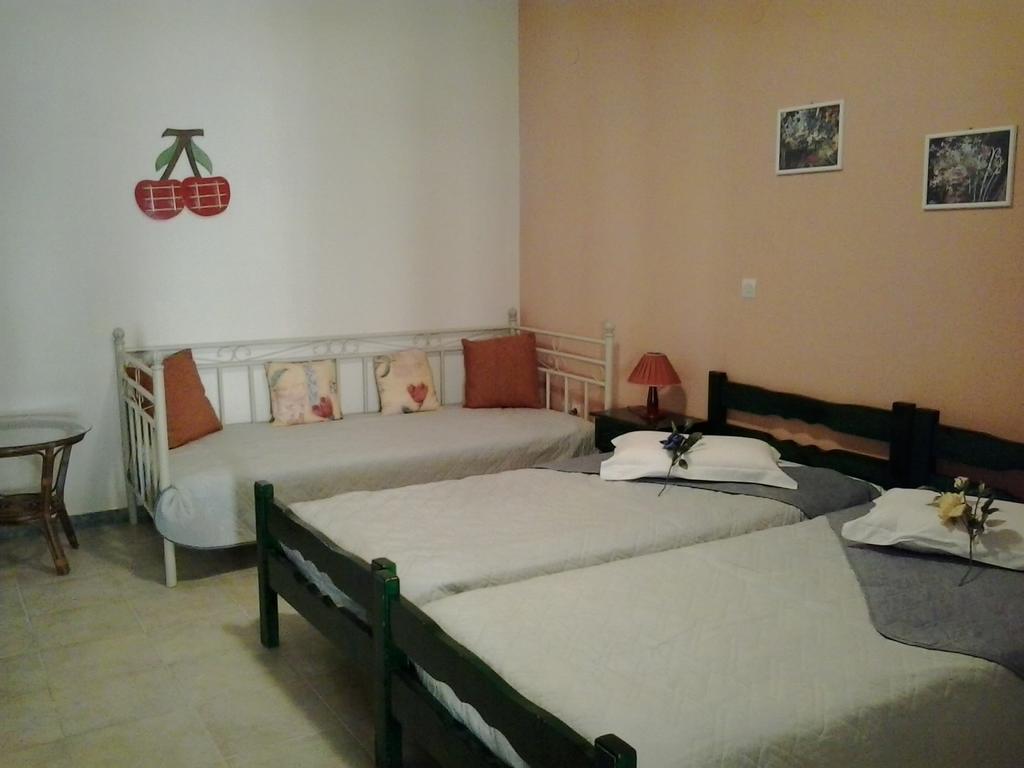 Maria Apartments Лурдата Екстериор снимка