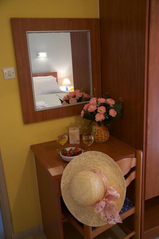Maria Apartments Лурдата Екстериор снимка