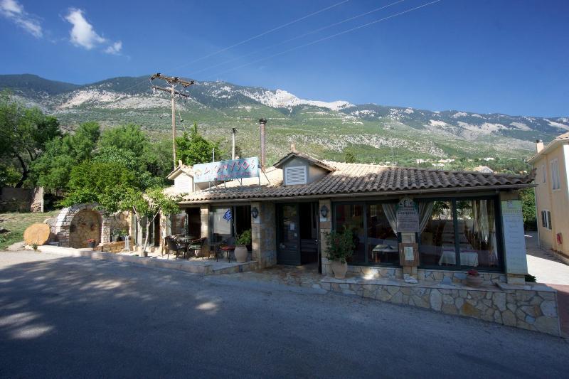 Maria Apartments Лурдата Екстериор снимка