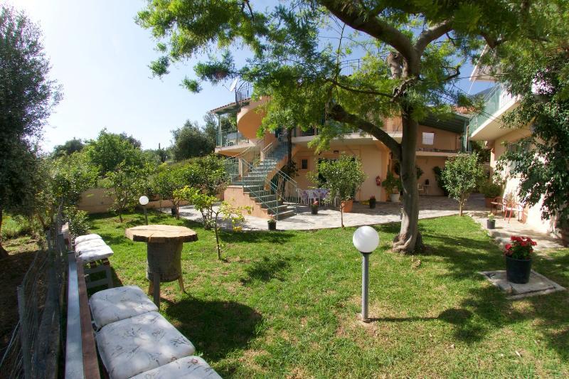 Maria Apartments Лурдата Екстериор снимка