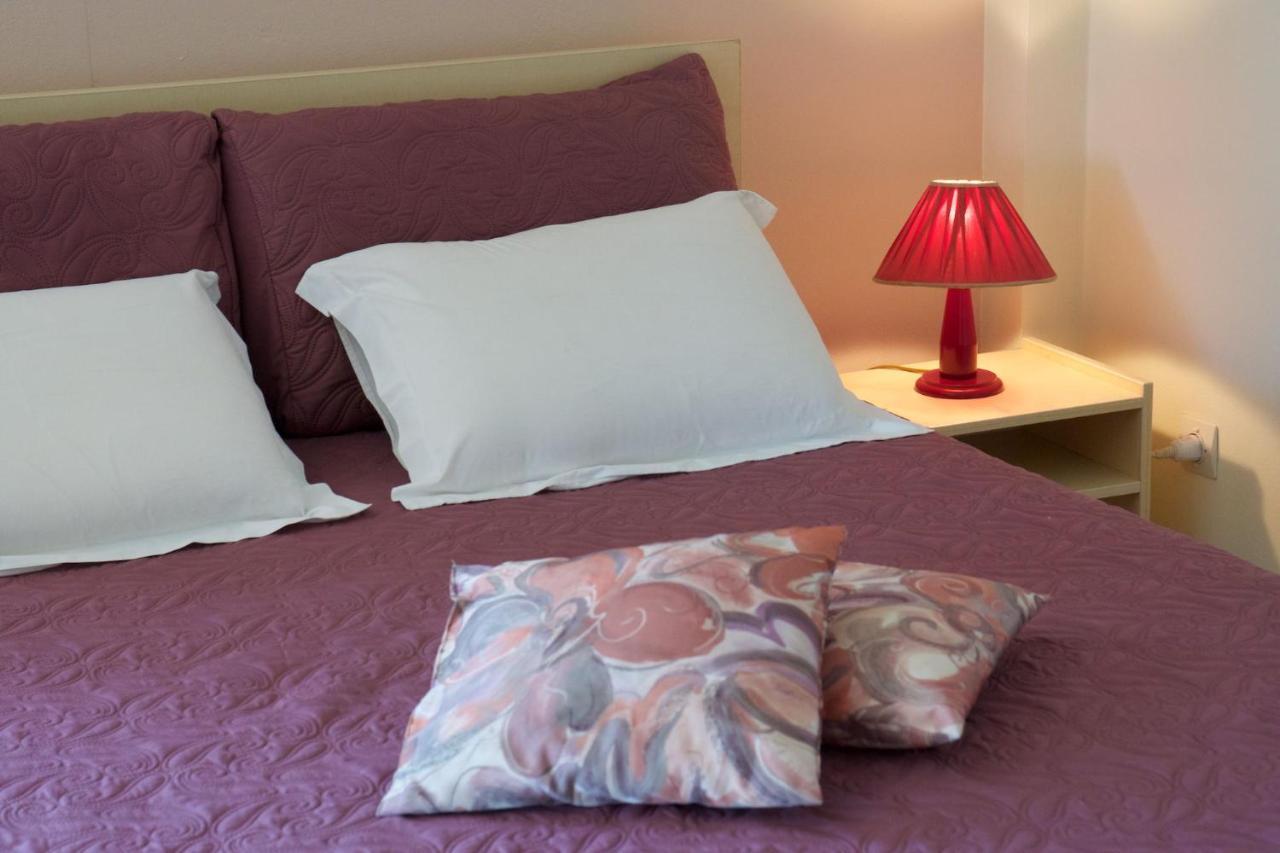 Maria Apartments Лурдата Екстериор снимка